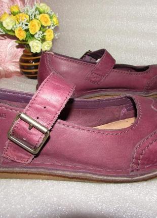 Фиолетовые туфли полностью кожа ~ clarks original~ вьетнамр 39/ 6.5 d1 фото