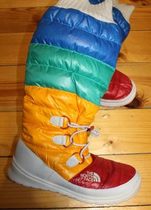 38 разм. сапоги the north face. термо зима. длина по внутренней стельке - 24 см., ширина подошвы - 1