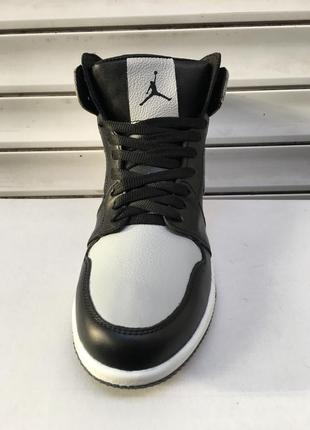 Кроссовки осение  и зимние nike jordan из натуральной кожи.3 фото