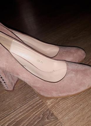 Туфлі замшеві