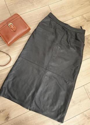 Musthave шкіряна спідниця міді німеччина ledermann