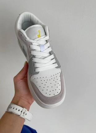 Жіночі кросівки nike air jordan retro 1 low женские кроссовки найк аир джордан