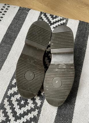 Bally брони туфлі 8