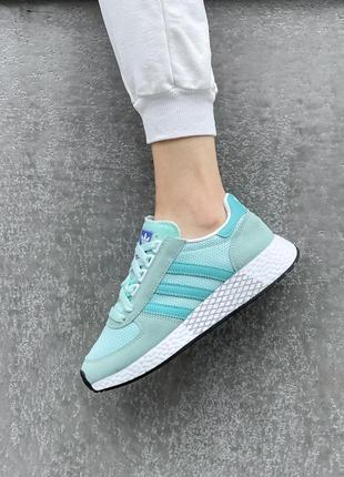 Жіночі кросівки adidas marathon tech mint знижка sale / smb