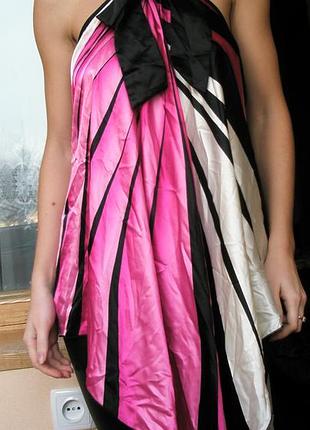 Снизила цену эксклюзивная красивая нарядная атласная туника.