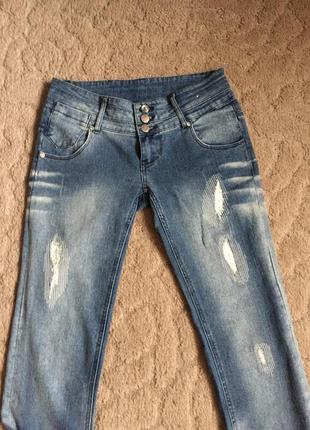 Супер джинсы жен  стреч рваные р l(40)2 фото