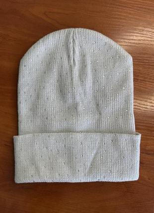 Шапка жіноча