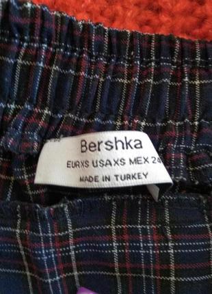 Актуальные брюки в клетку bershka 💜🖤2 фото