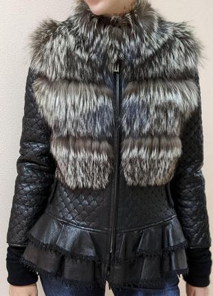 Курточка со съёмными рукавами, жилетка из натурального меха чернобурки и кожи1 фото