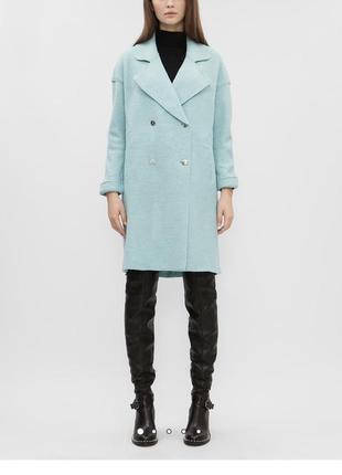 М’ятного кольору  пальто
