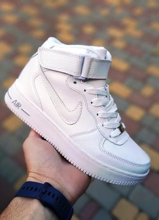 Замечательные женские зимние высокие кроссовки nike air force 1 ' 82 белые термо на флисе