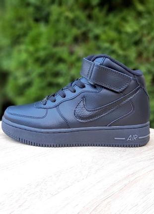 Крутые женские зимние высокие кроссовки nike air force 1 ' 82 чёрные термо на флисе5 фото