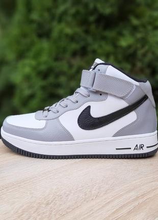 Отличные женские зимние высокие кроссовки nike air force 1 ' 82 серые с белым термо на флисе5 фото