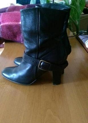 Шкіряні чобітки