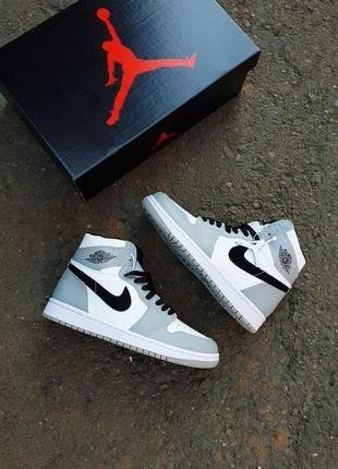 Кросівки nike air jordan 1 high retro light grey white7 фото