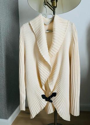 Дуже гарний італійський кардиган giovane san martino 100% virgine wool