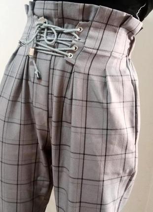 Штанці в клітинку