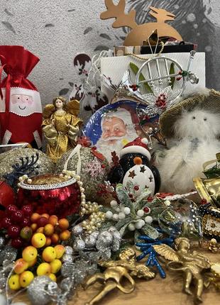 Новорічна гірлянда різнокольорова