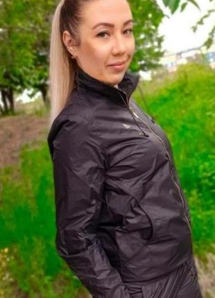 Ветровка женская спортивная осень / весна
