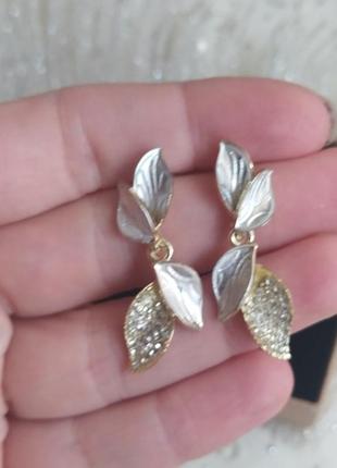 Сережки листя 6