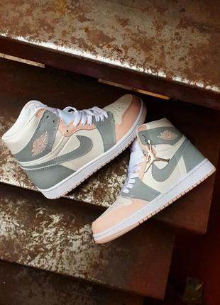 Кросівки nike air jordan 1 high retro peach | grey6 фото