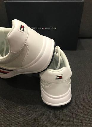 Жіночі кросівки twrelida від tommy hilfiger.4 фото