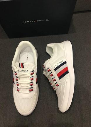 Жіночі кросівки twrelida від tommy hilfiger.3 фото