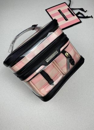 Большая вместительная косметичка 4 в 1 от victoria's secret