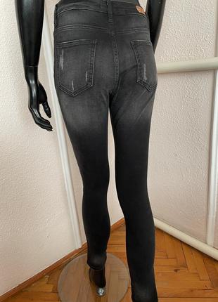 Стильные женские джинсы чёрные мом серые скины джинси скинни3 фото