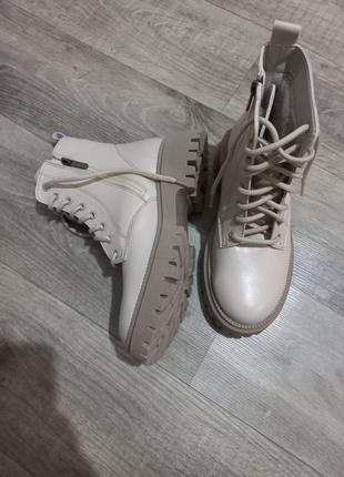 Ботинки бежевые зимние / зимние женские ботинки беж  / зимние ботинки беж / бежевые кожаные ботинки2 фото