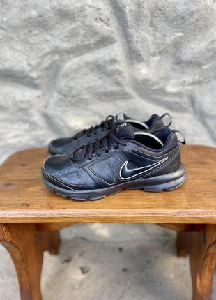 Nike t-lite зручні кроси на осінь2 фото