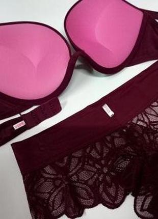 Комплект pink супер пушап   victorias secret оригинал2 фото