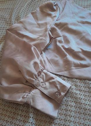 Крута бузкова сатинова вкорочена блуза з одним рукавом missguided4 фото