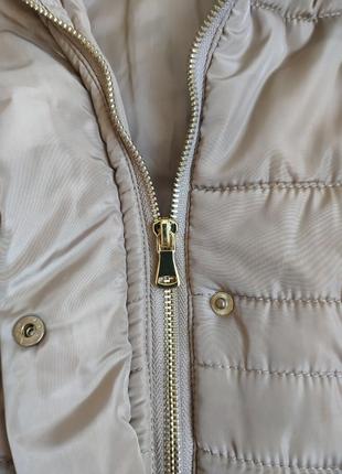 Куртка пальто на холодну осінь теплу зиму.