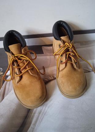 Ботинки timberland.