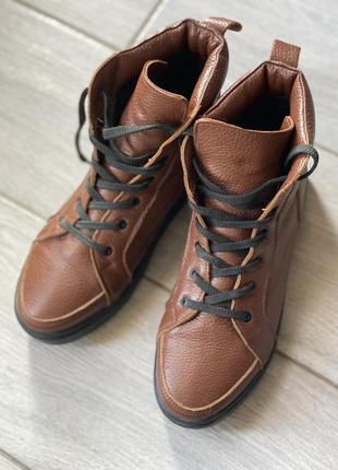 Осенние ботинки на флисе3 фото