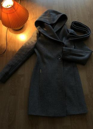 Шерстяное теплое серое пальто новое3 фото