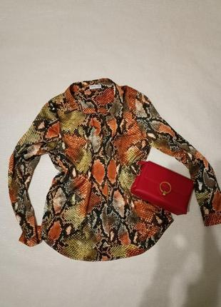 Стильная атлаяная рубашка блуза змеинный принт9 фото