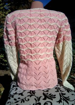 Светр ручної в'язки "ніжність"