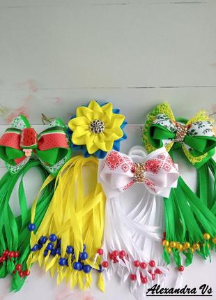 З'ємні підвіски на бантики