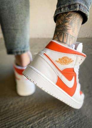 Кросівки nike air jordan 1 retro white orange2 фото