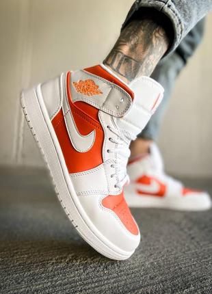 Кросівки nike air jordan 1 retro white orange1 фото