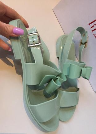 Пляжные босоножки red valentino2 фото