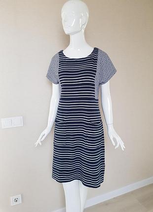 Якісне брендове плаття white stuff