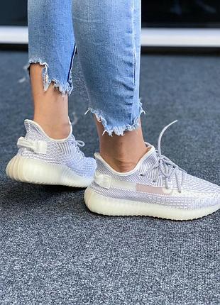 Жіночі кросівки adidas yeezy женские кроссовки адидас