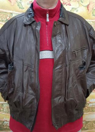 Батал!кожаный бомбер,xxl-3xl.
