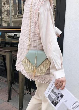 Жіноча міні сумочка клатч плетена солом'яна маленька сумка шестигранна м'ятний1 фото