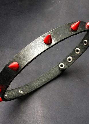 Кожаный ошейник с шипами чокер