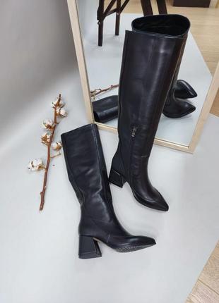 Екслюзивні чоботи з італійської шкіри жіночі чорні4 фото