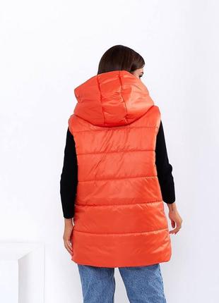 Жіноча жилетка з плащової тканини помаранчевого кольору р.42/445 фото